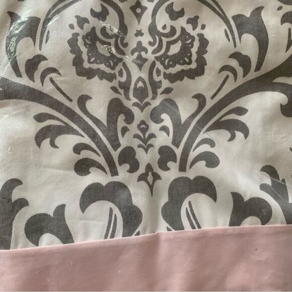 Carousel Designs Gray Damask Pink Edged Crib Skirt NWT - Picture 2 of 3